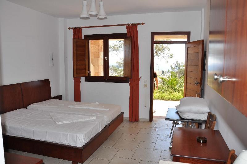 Hotell Marianthi & 3*